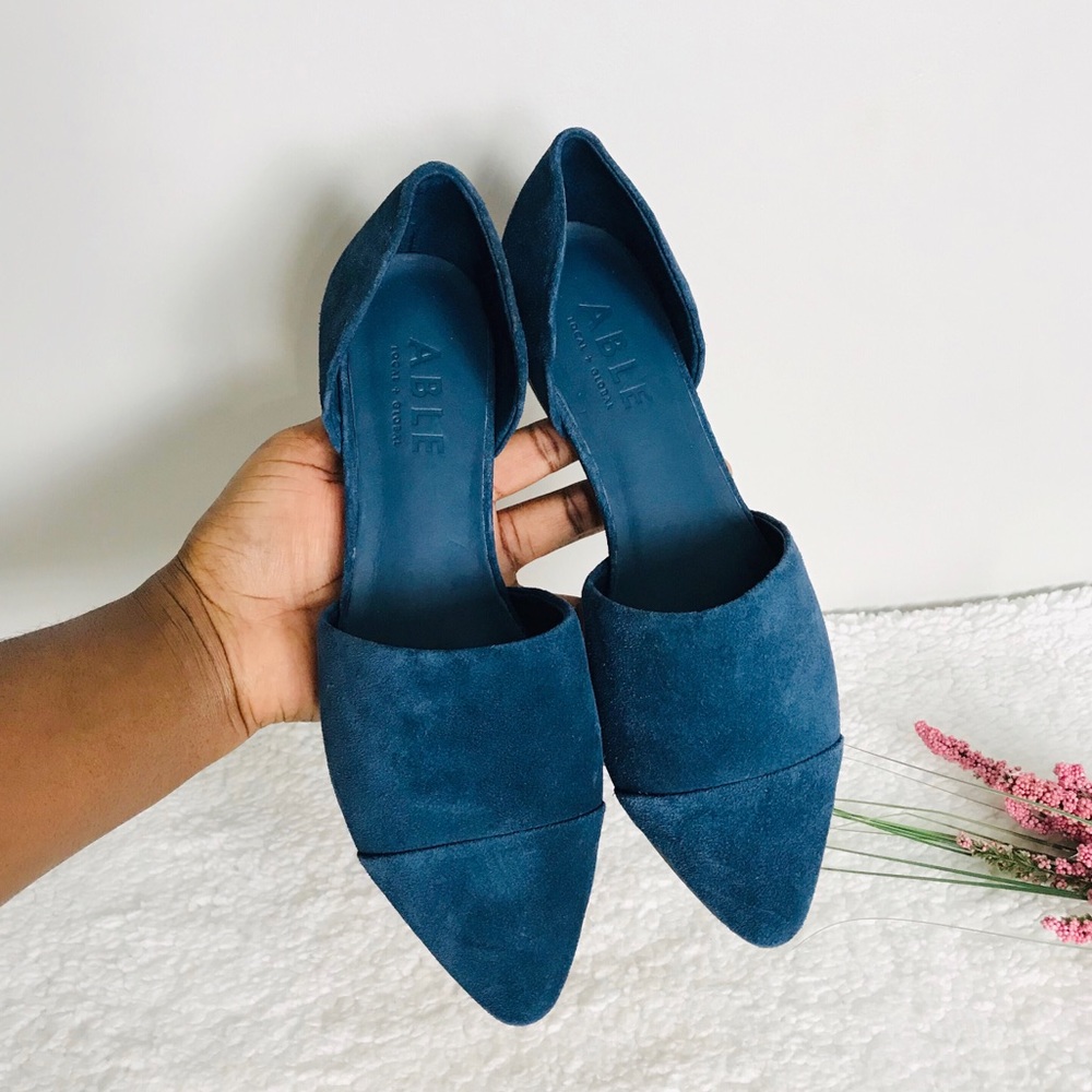 Able Sarai Pointed Leather Flat